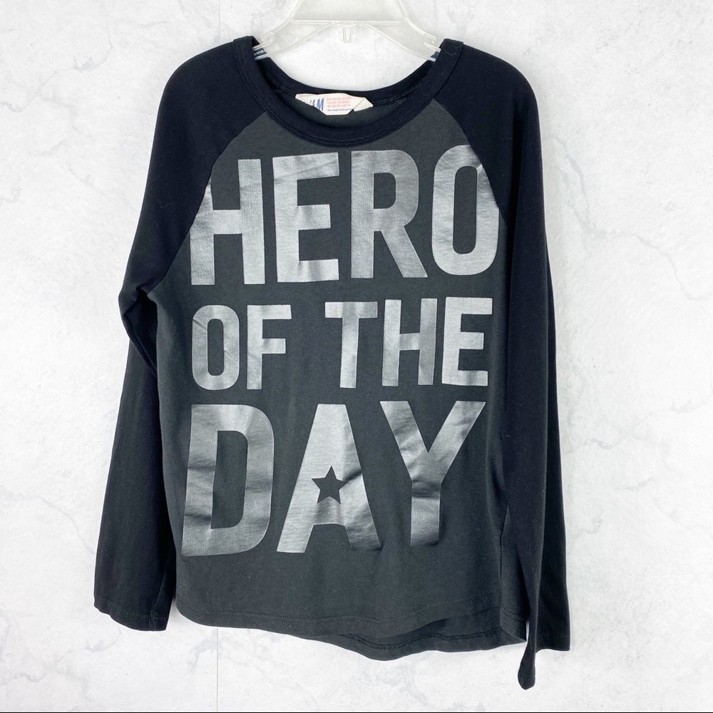 [H&M] Black Long Sleeve Graphic Tee